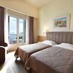 Hermes Hotel 3*