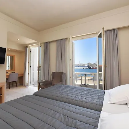 Hermes Hotell 3*