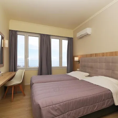 Hermes Hotell 3*
