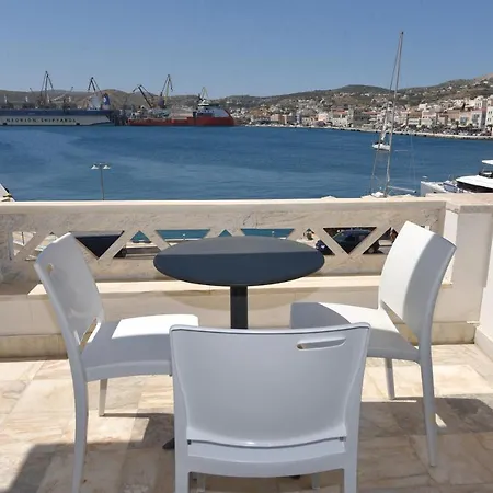 Hermes Hotel 3*
