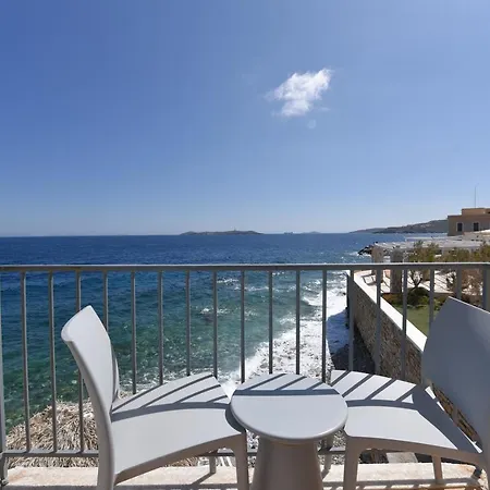 Hermes 3* Ermoúpoli