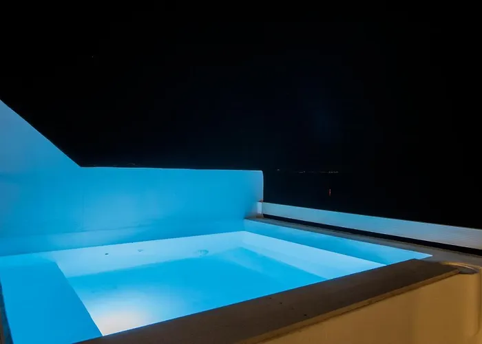 Hermes 3* Ermoúpoli